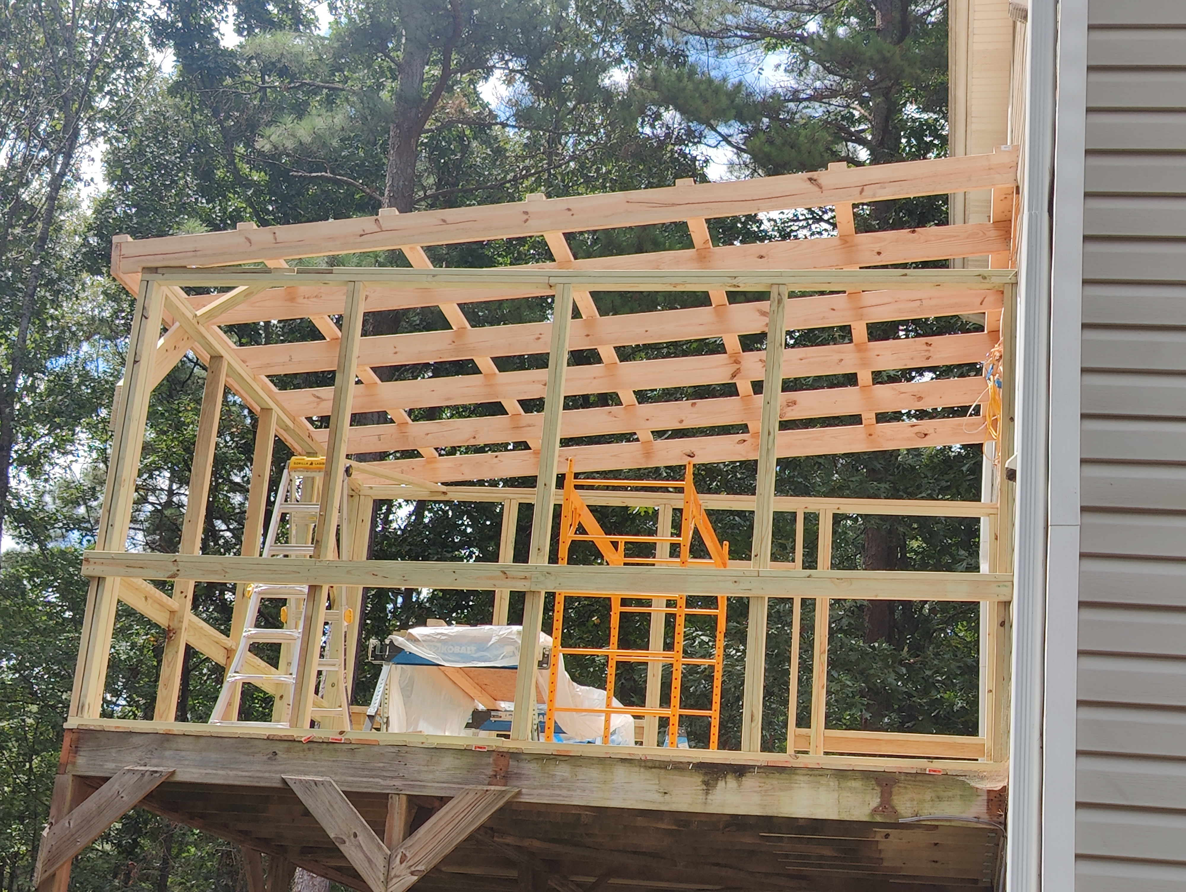 Deck repair with metal roof and screening by DWR Services LLC in West Georgia &ndash; photo 4